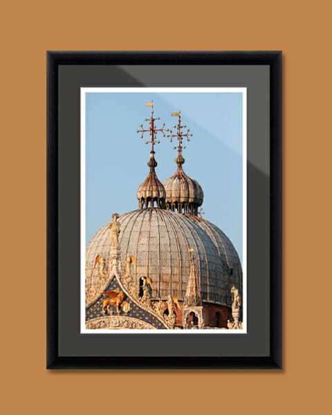 Architectural photography of St. Mark’s Basilica in Venice, Italy. Photographer Scott Allen Wilson shows the amazing detail.